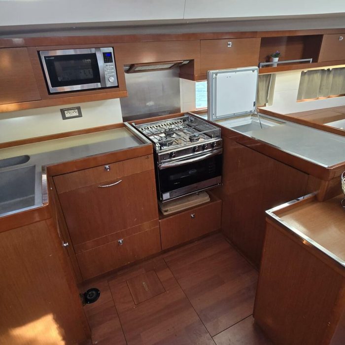 Esther | Oceanis 55 - 4 + 1 cab. photo 20