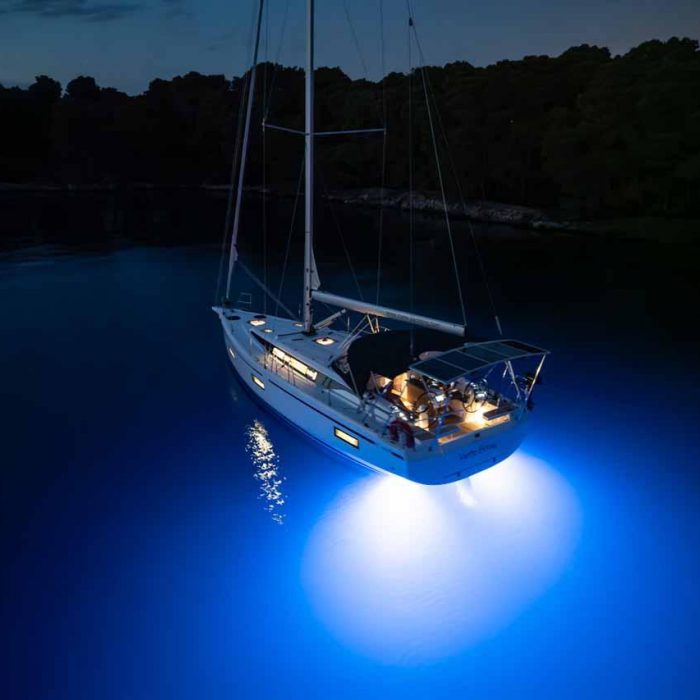 Vento Estivo | Bavaria C42 photo 12