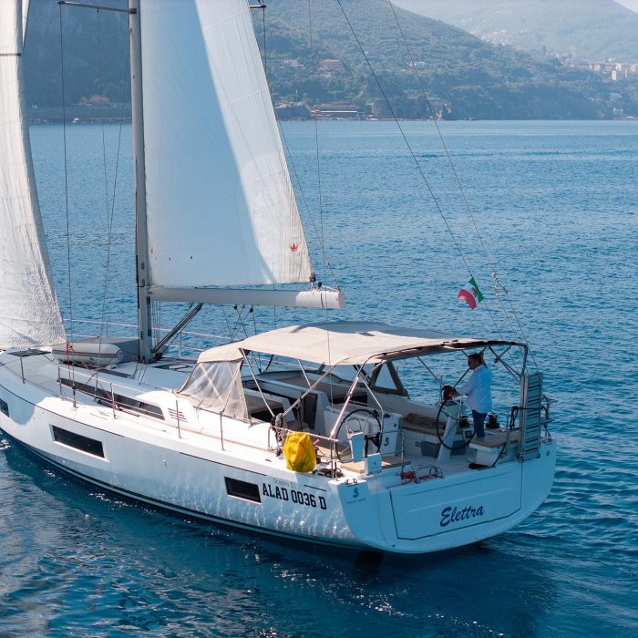 Elettra - Water maker, Solar Panel | Oceanis 51.1 photo 1