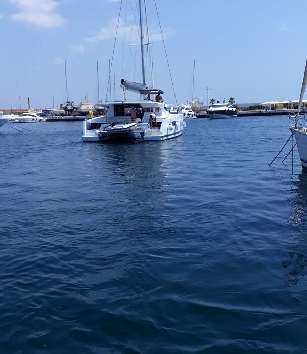 Dorella | Astrea 42 photo 8