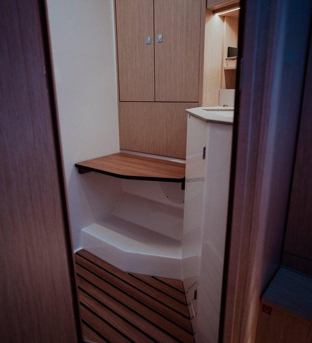 Art N | Bavaria C46 photo 27