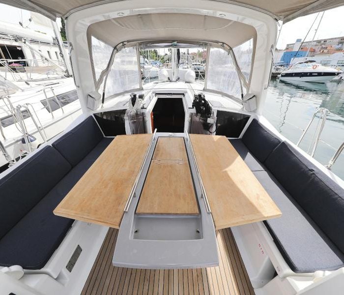 Seven | Oceanis 41.1 photo 12