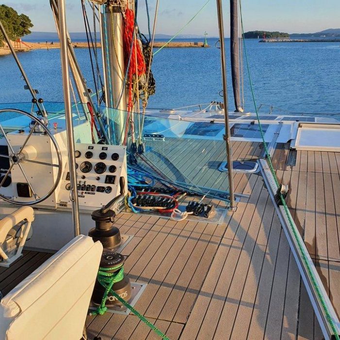 Upwind | Upwind 50 Eco - 4 + 1 cab. photo 6