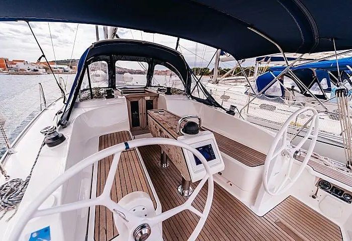 Flinx | Bavaria Cruiser 37 photo 5