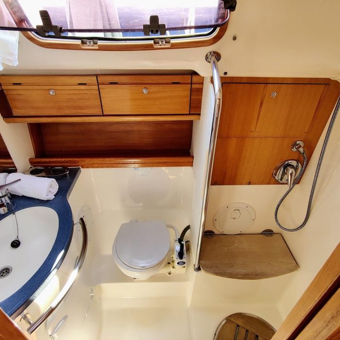 Cadargo | Bavaria 39 Cruiser photo 6
