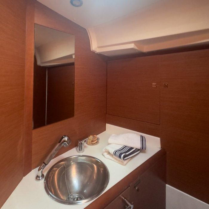 Anerada | Sun Odyssey 419 - 3 cab. photo 19
