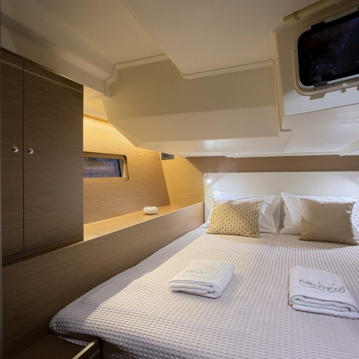 Premium + | Oceanis 51.1 photo 18