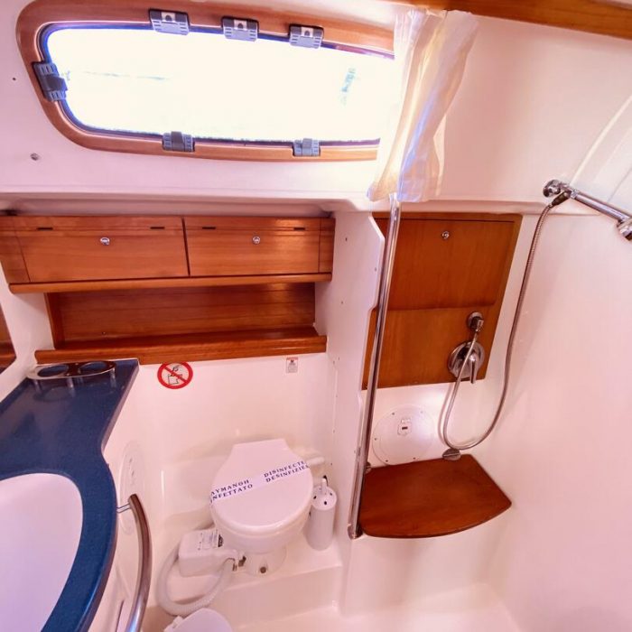 Enalia (Pax 9) | Bavaria 46 Cruiser photo 9