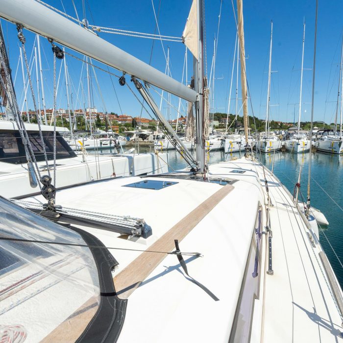 Apus | Dufour 412 Grand Large photo 1