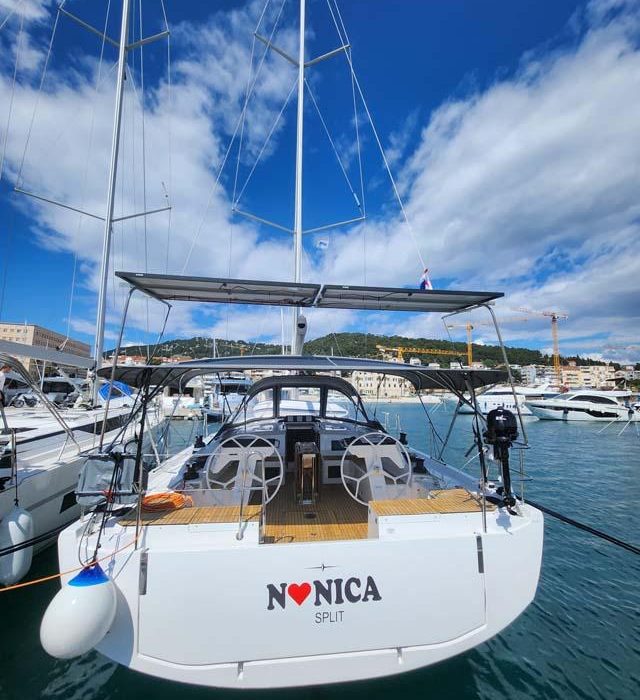 Nonica | Bavaria C46 photo 6