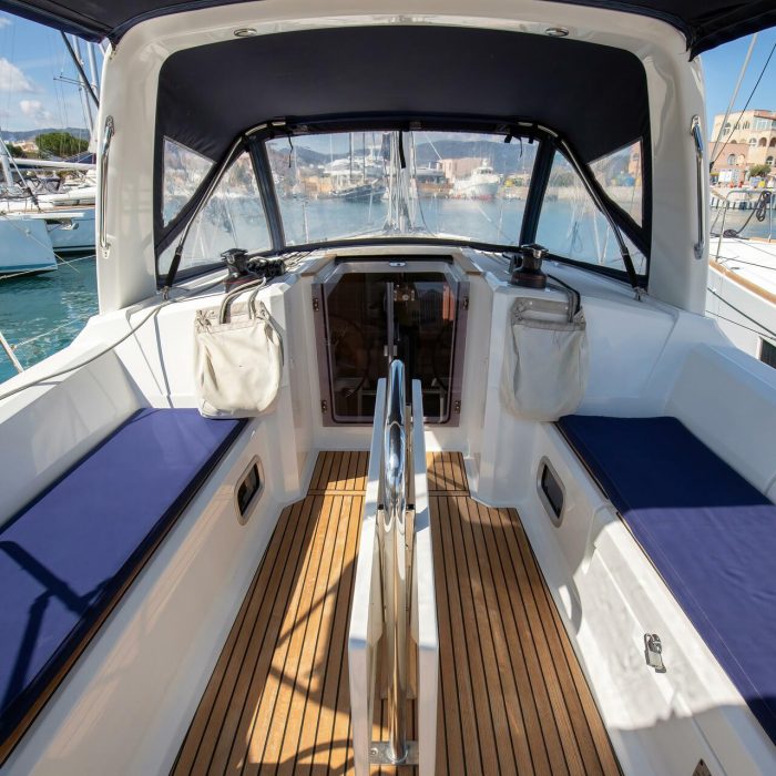 Levante - Standard line | Oceanis 35.1 photo 1