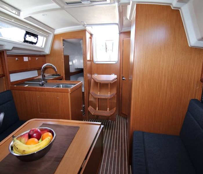 Vita | Bavaria Cruiser 34 photo 11