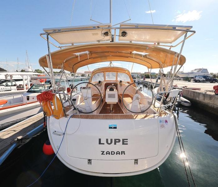 Lupe | Bavaria Cruiser 37 photo 26