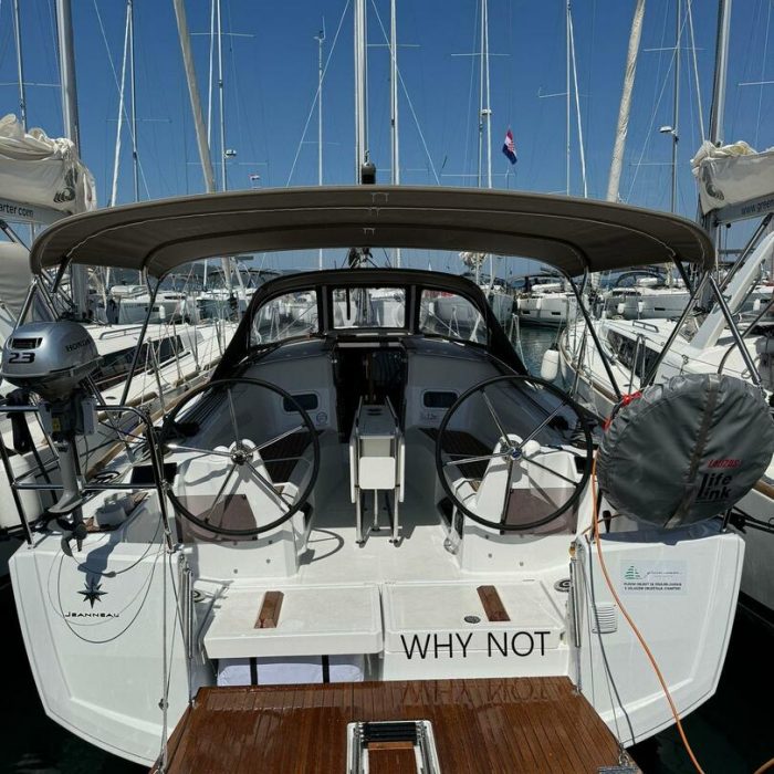 Why Not | Sun Odyssey 349 photo 2