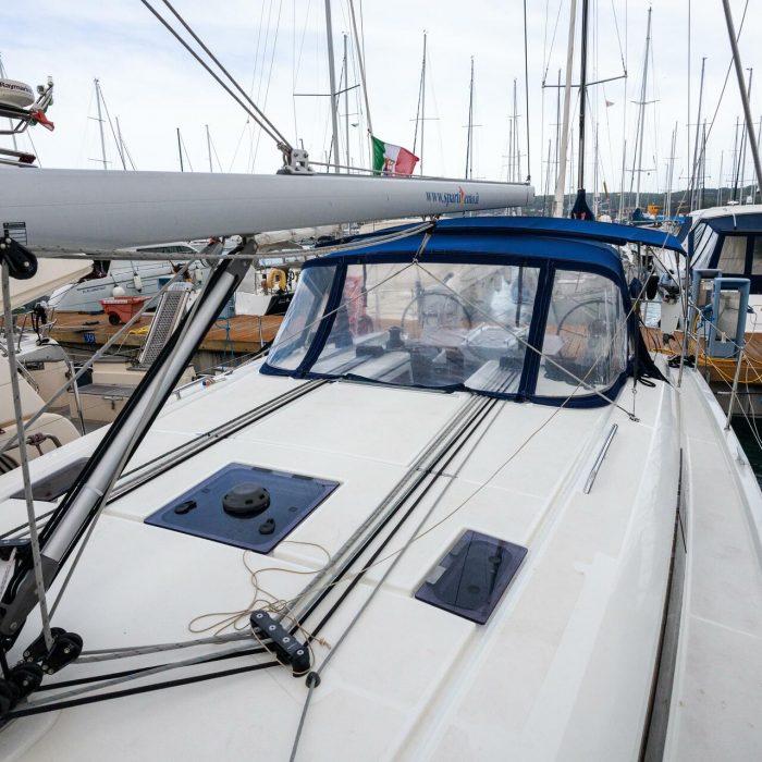 Clio - Standard Line | Oceanis 40.1 photo 3