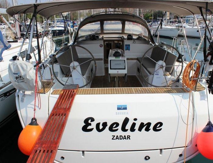 Eveline photo 7