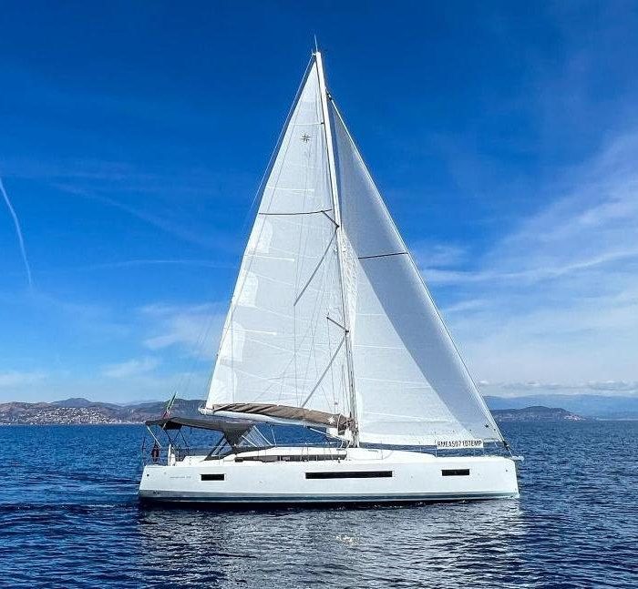Melusina | Sun Odyssey 490 photo 2