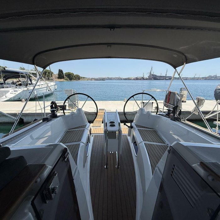 Reina De Oros | Sun Odyssey 349 photo 8