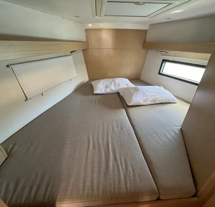 Zala | Bavaria C38 photo 14