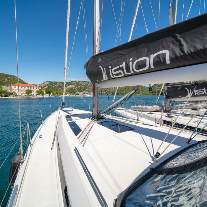 First Heartbeat | Oceanis 51.1 photo 8