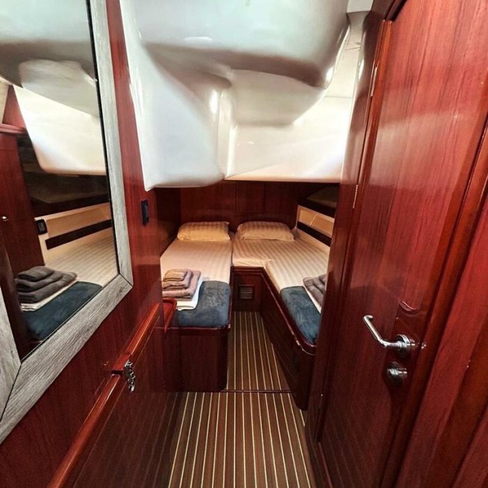 Katerina (58.4) | Ocean Star 56.1 photo 6