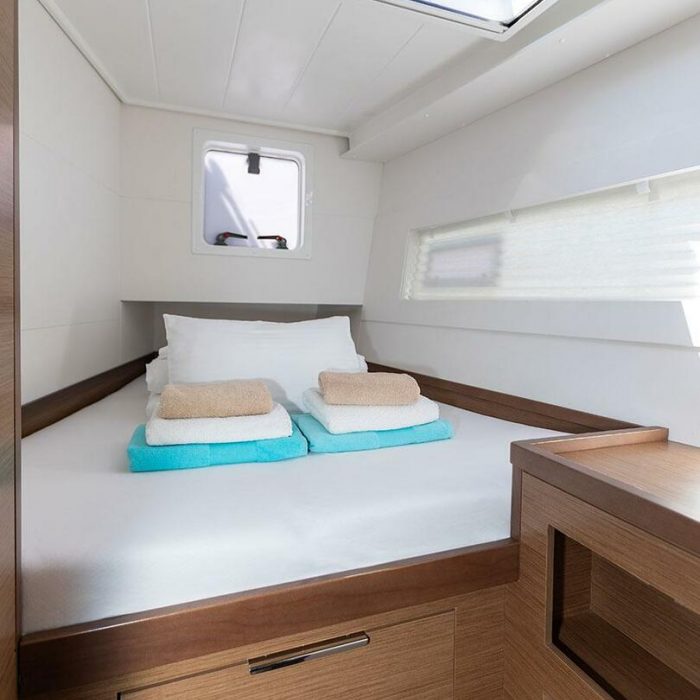 MONARCH 2020 (air condition, generator) | Lagoon 40 photo 19