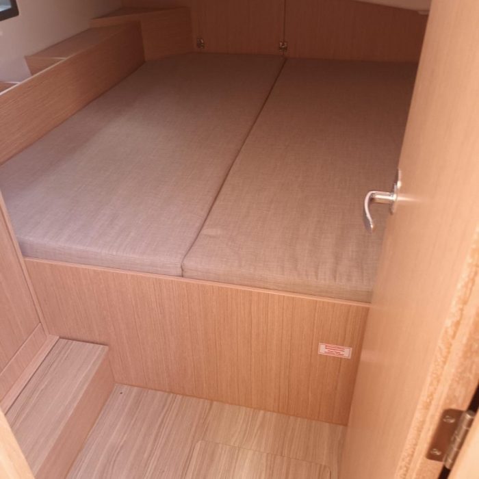 NEW Gioia | Bavaria C42 photo 12