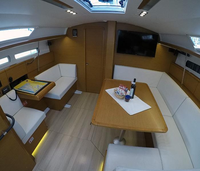 Elissa | Sun Odyssey 449 photo 12