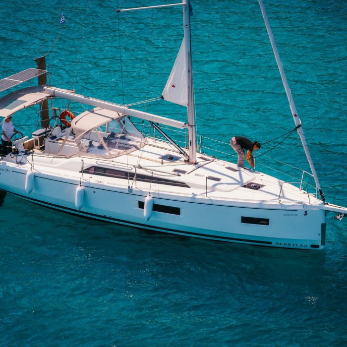 Mercator | Oceanis 37.1 photo 6