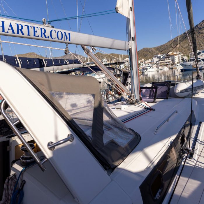 Moin | Oceanis 38 photo 11 Moin | Oceanis 38 photo 11
