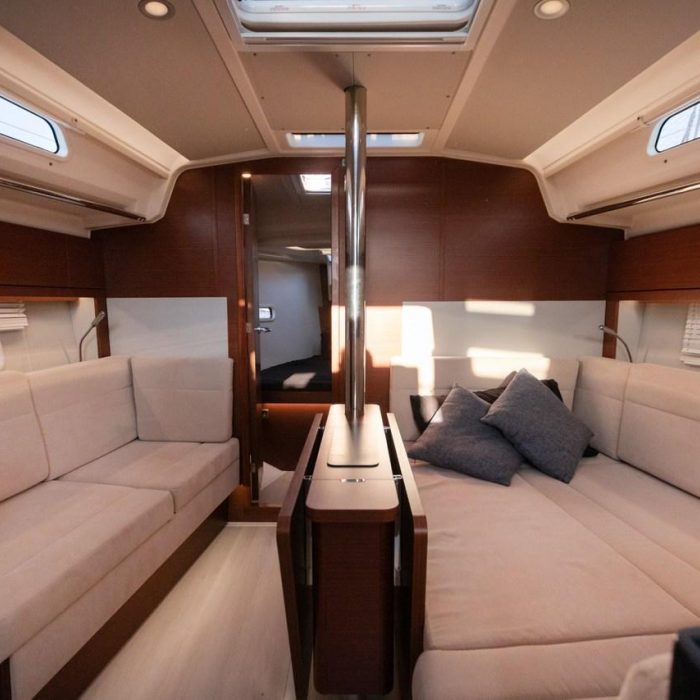 Lady Marga | Hanse 388 photo 13