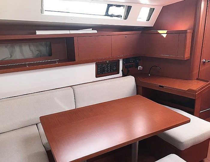 Atlantica | Oceanis 45 photo 14
