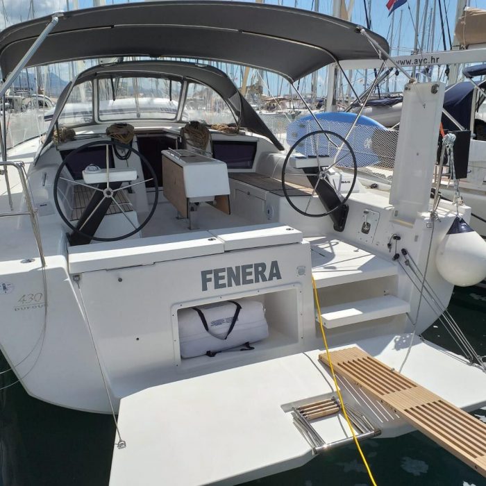 Fenera | Dufour 430 photo 4