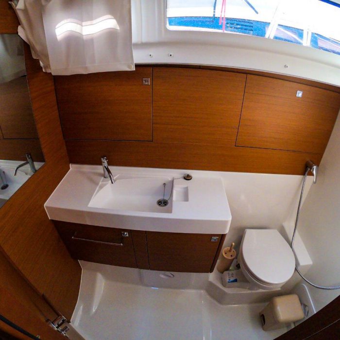 Mayflower | Sun Odyssey 519 photo 27
