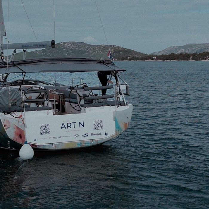 Art N | Bavaria C46 photo 14