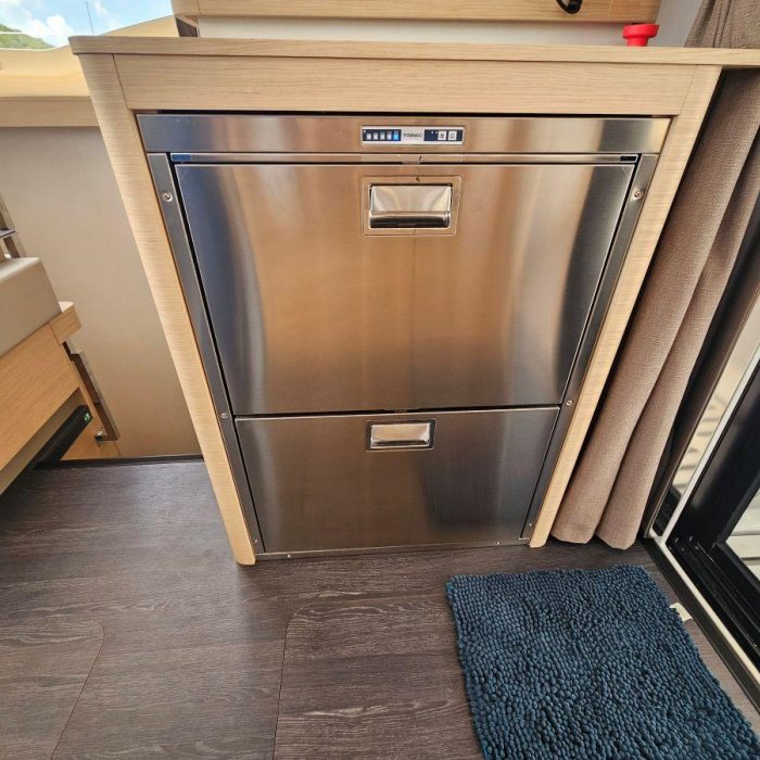 Irish Exit | Fountaine Pajot FP 41 Maesto 3 photo 15