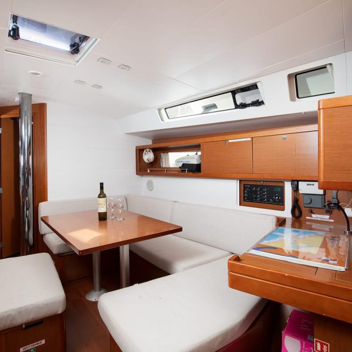 Mare Aeolos | Oceanis 45 photo 13