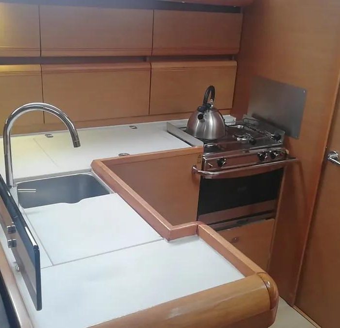 Tessie | Sun Odyssey 439 photo 5