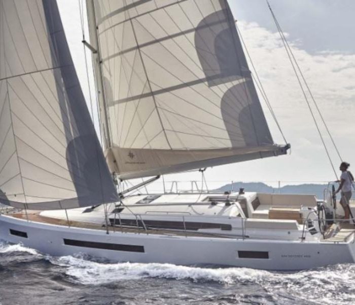 Sun Odyssey 490 Classic | Sun Odyssey 490 photo 2