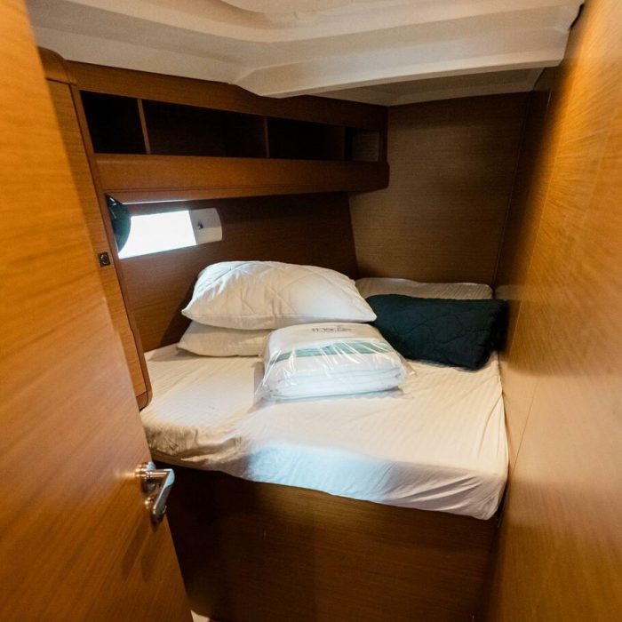 FILIPPOS I  Boat location in LEFKAS MARINA, D-marin  1 SUP FREE | Sun Odyssey 479 photo 18