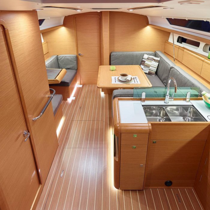 Kinthia | Sun Odyssey 419 photo 11
