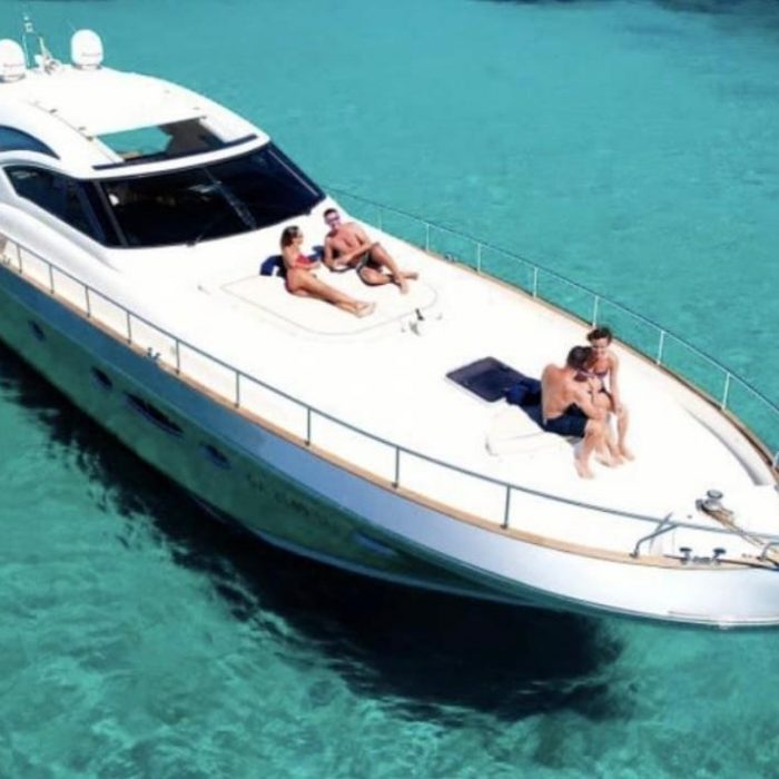 Pa' Que' Mas | Cayman 55 photo 2
