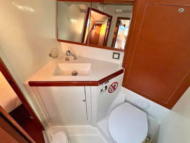 Ostria | Oceanis 46.1 photo 11