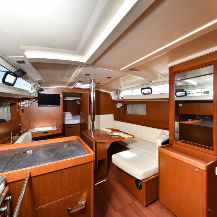 4Play | Oceanis 41.1 photo 15