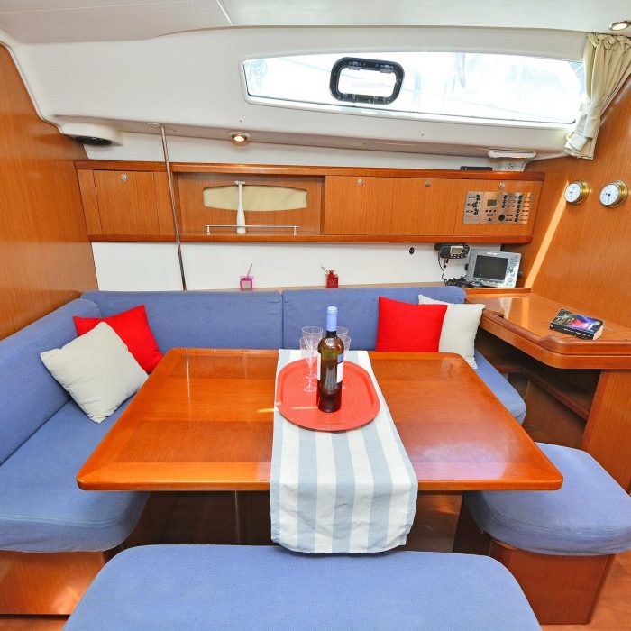 Konstantinos | Oceanis 43 photo 7