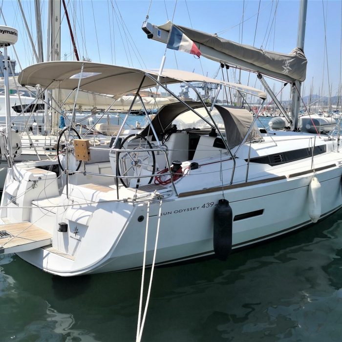 Johanna | Sun Odyssey 439 photo 1
