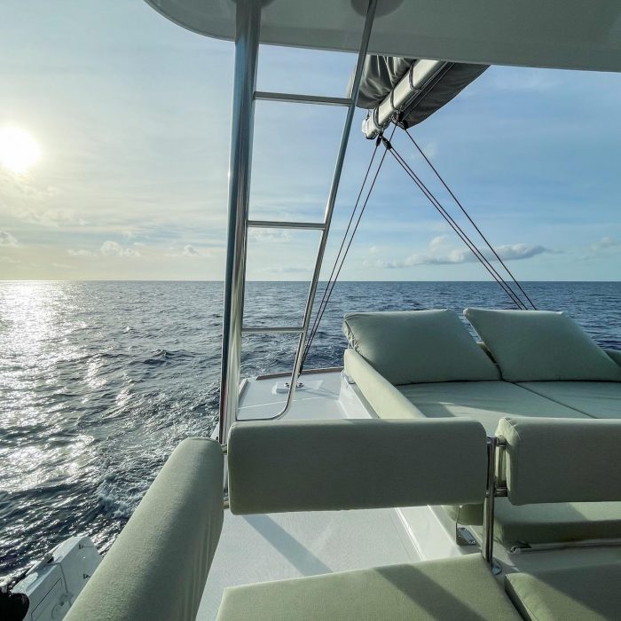 Grand Azure | Bali 4.6 - 5 + 1 cab. photo 5