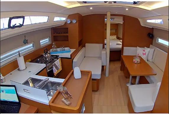 Evelina | Sun Odyssey 410 photo 7