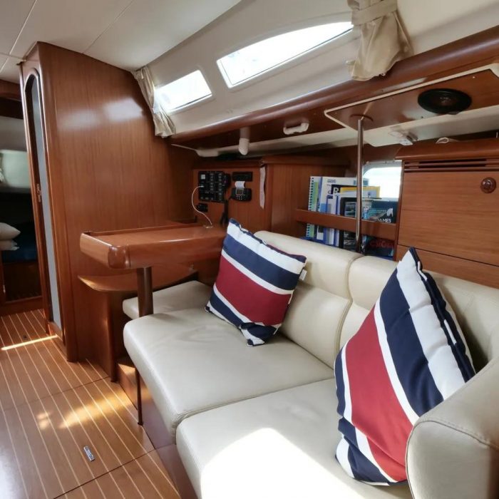 Morpheus | Sun Odyssey 37 photo 3