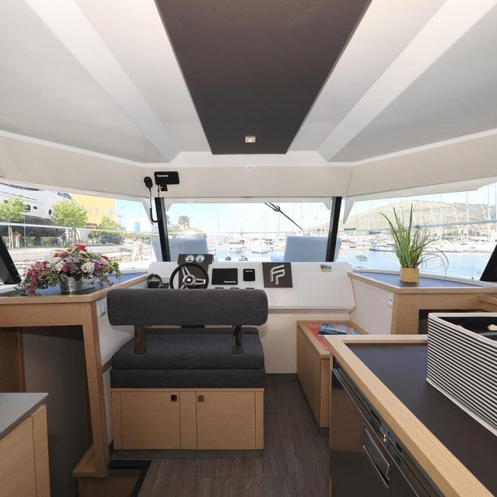 Marlie | Fountaine Pajot MY 37 photo 11